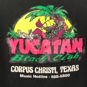 Vintage 90s single stitch Yucatán Beach Club Shirt